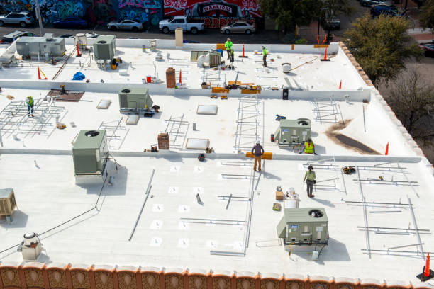Best Emergency Roof Repair Services  in Dyersville, IA