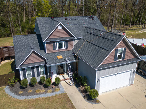 Best Roof Ventilation Installation  in Dyersville, IA